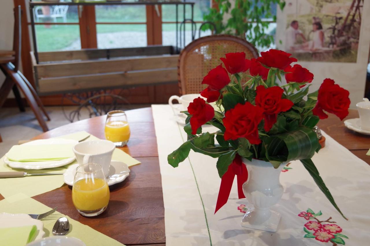 Hotel Le Manoir Des Aromes Brugny-Vaudancourt Exterior foto